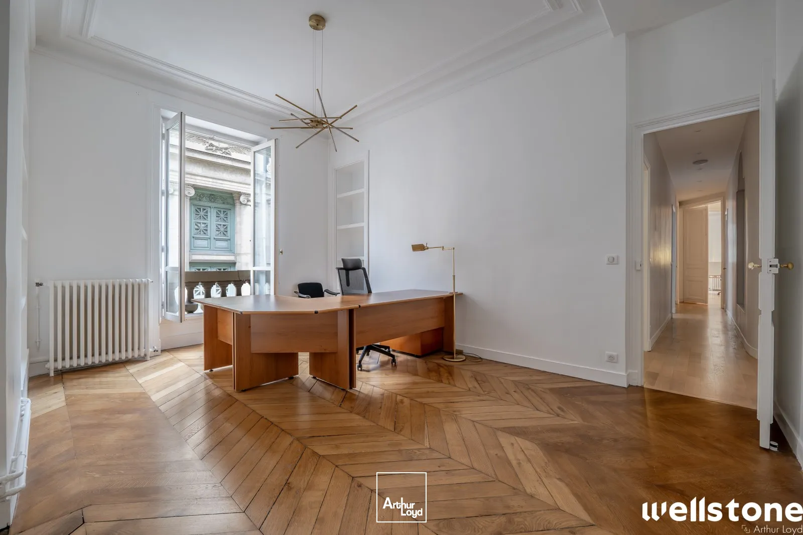 Bureaux à louer à PARIS 75008