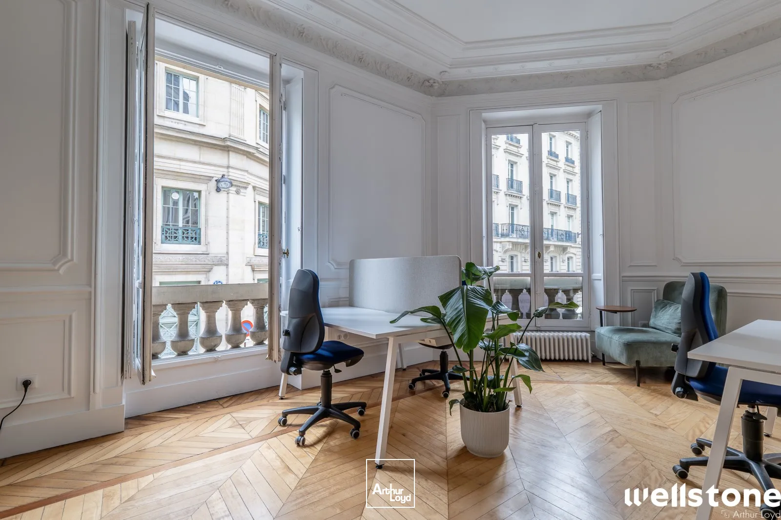 Bureaux à louer à PARIS 75008