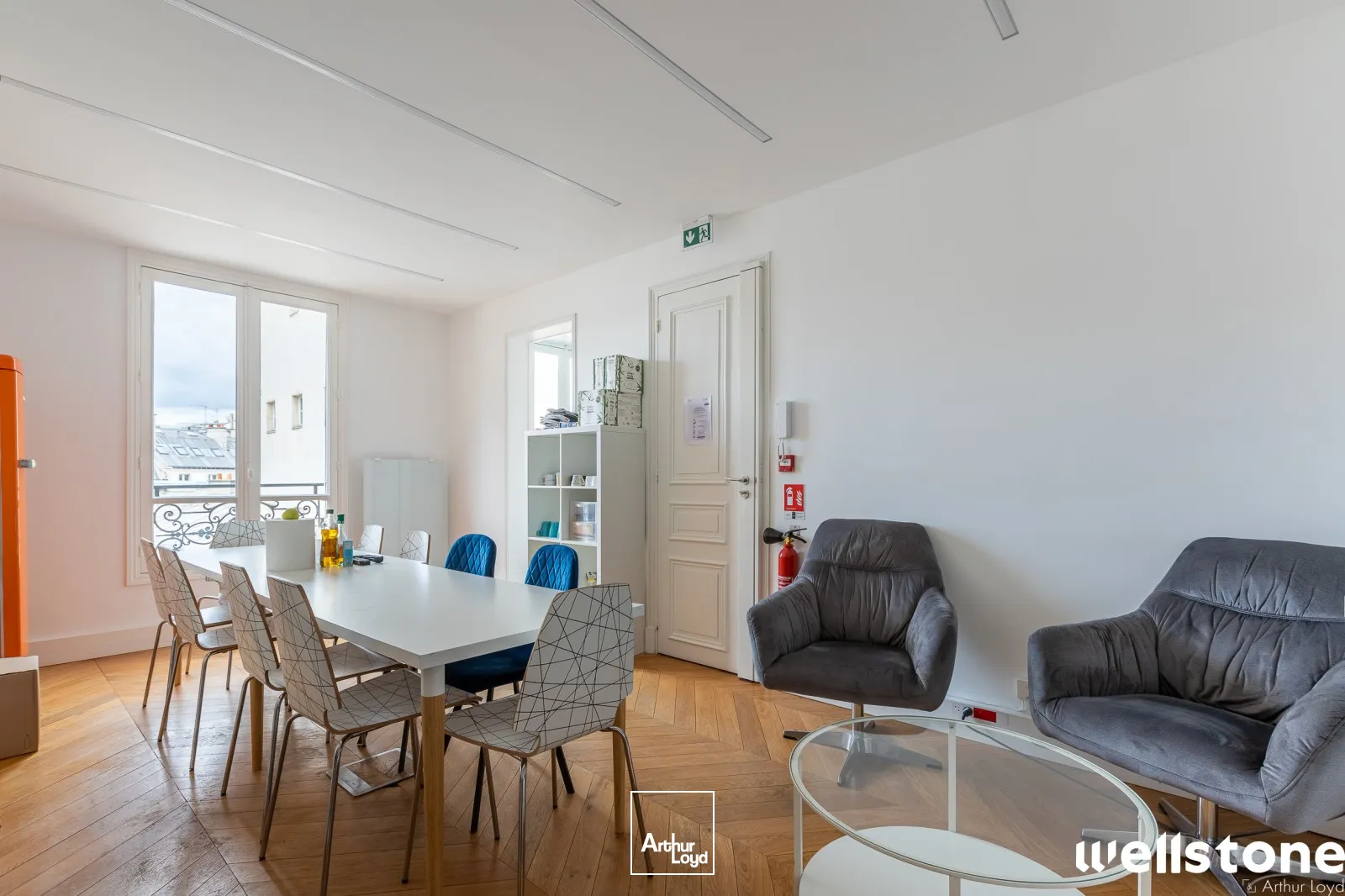 Bureaux à louer à PARIS 75008