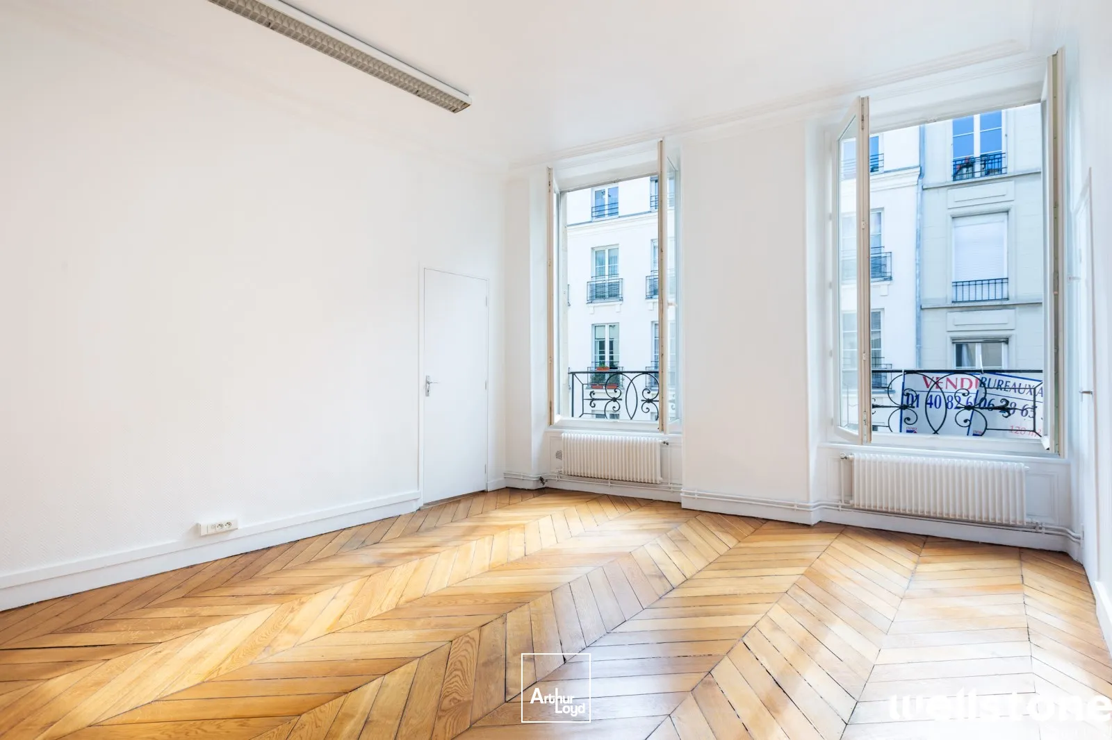 Bureaux à louer à PARIS 75009