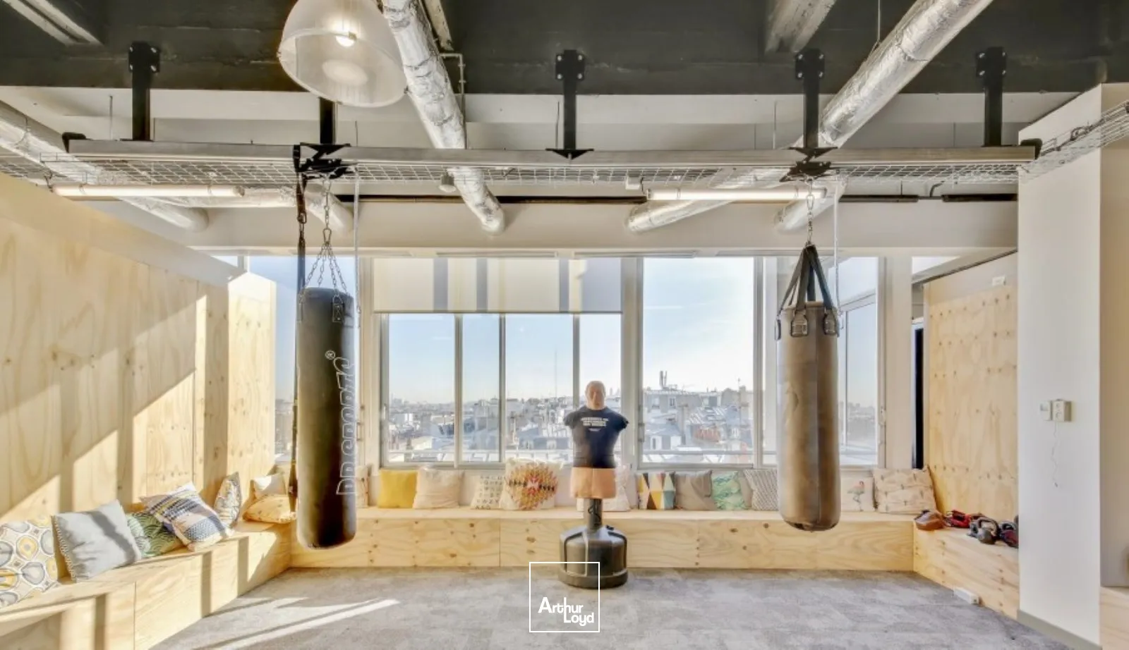 Bureaux à louer à PARIS 75017