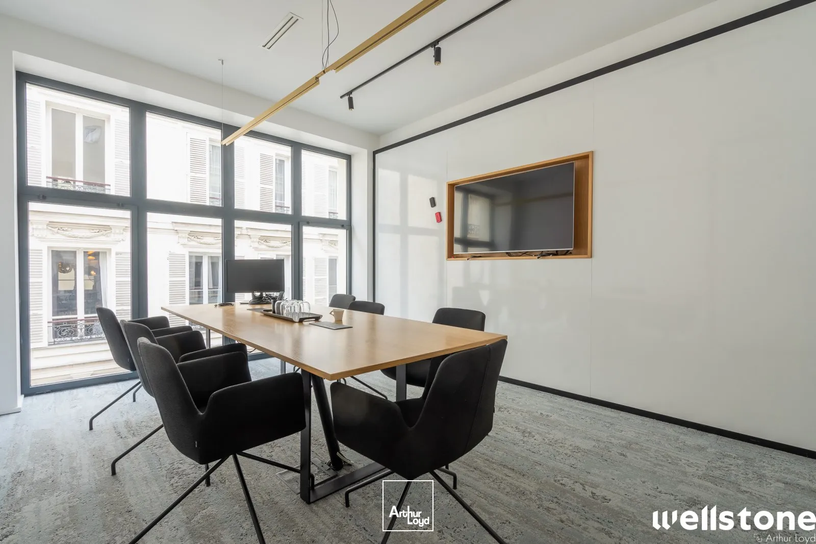 Bureaux à vendre à PARIS 75008