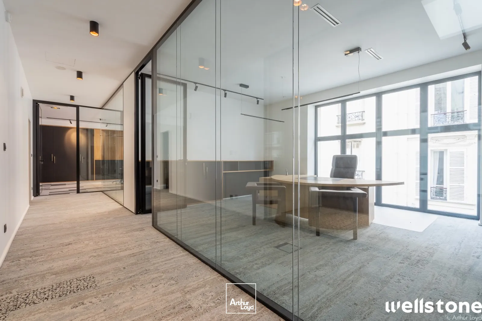 Bureaux à vendre à PARIS 75008