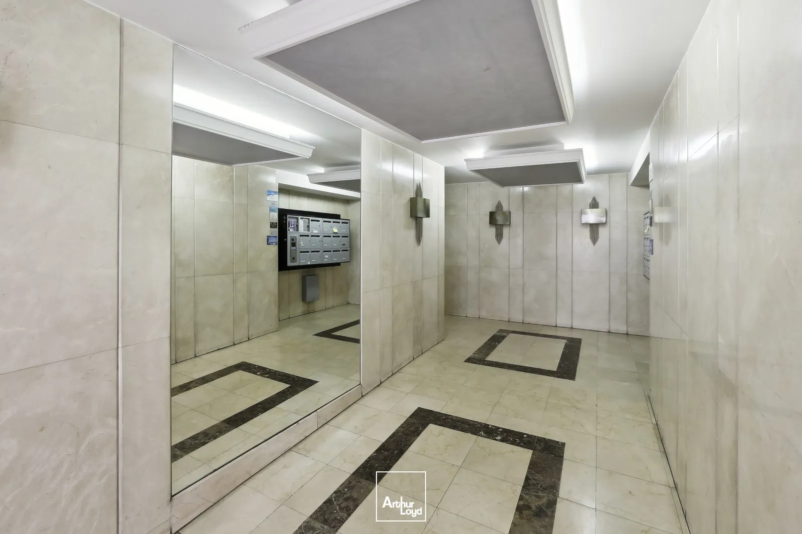 Bureaux à vendre à LEVALLOIS PERRET 92300