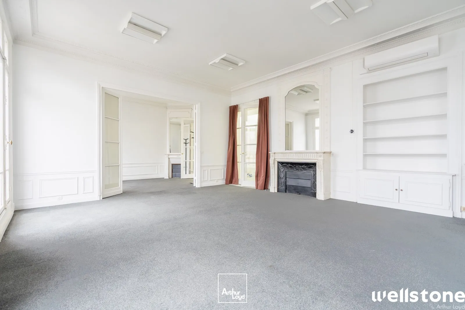 Bureaux à louer à PARIS 75008