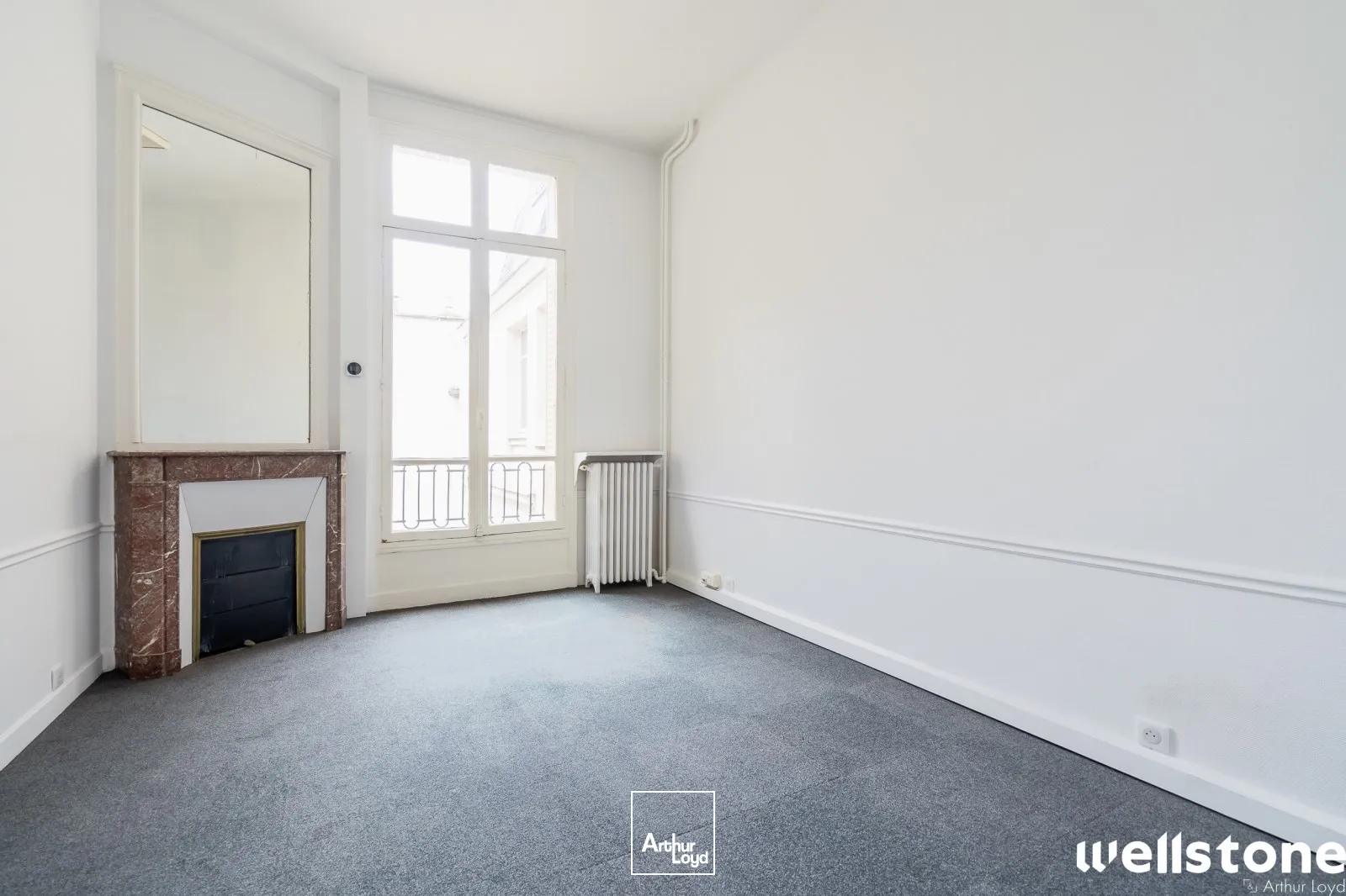 Bureaux à louer à PARIS 75008