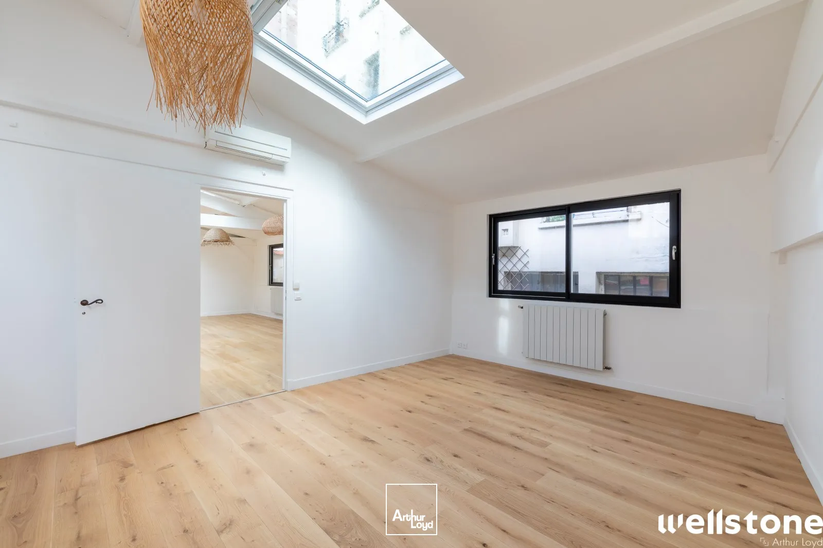 Bureaux à louer à PARIS 75020