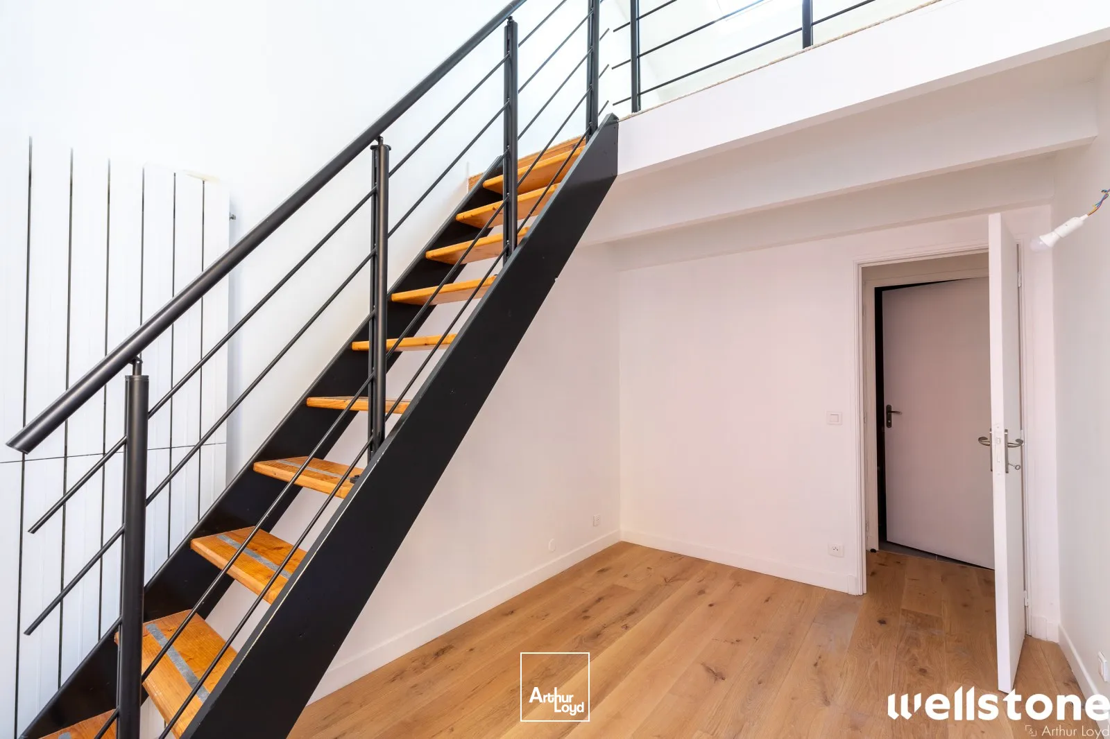 Bureaux à louer à PARIS 75020