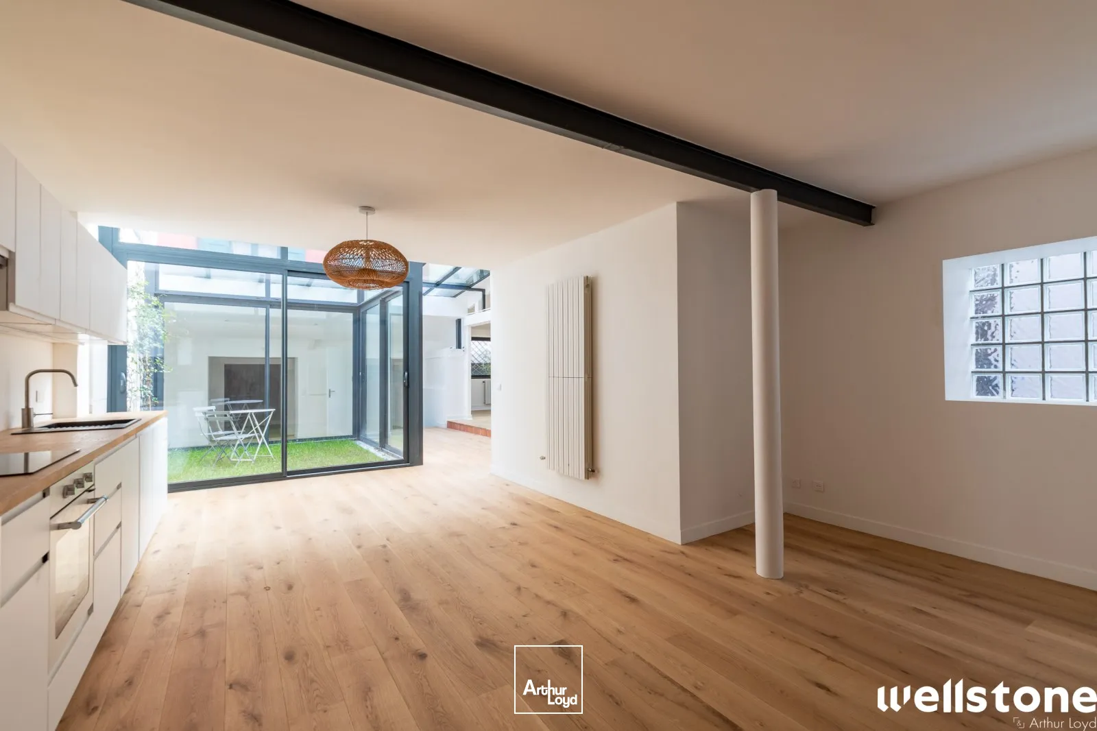 Bureaux à louer à PARIS 75020