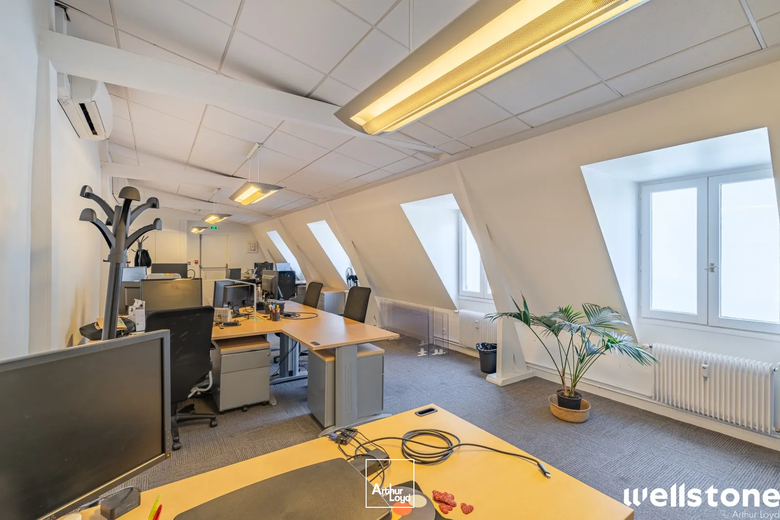 Bureaux à louer à PARIS 75009