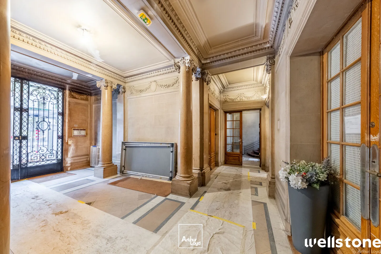 Bureaux à vendre à PARIS 75012