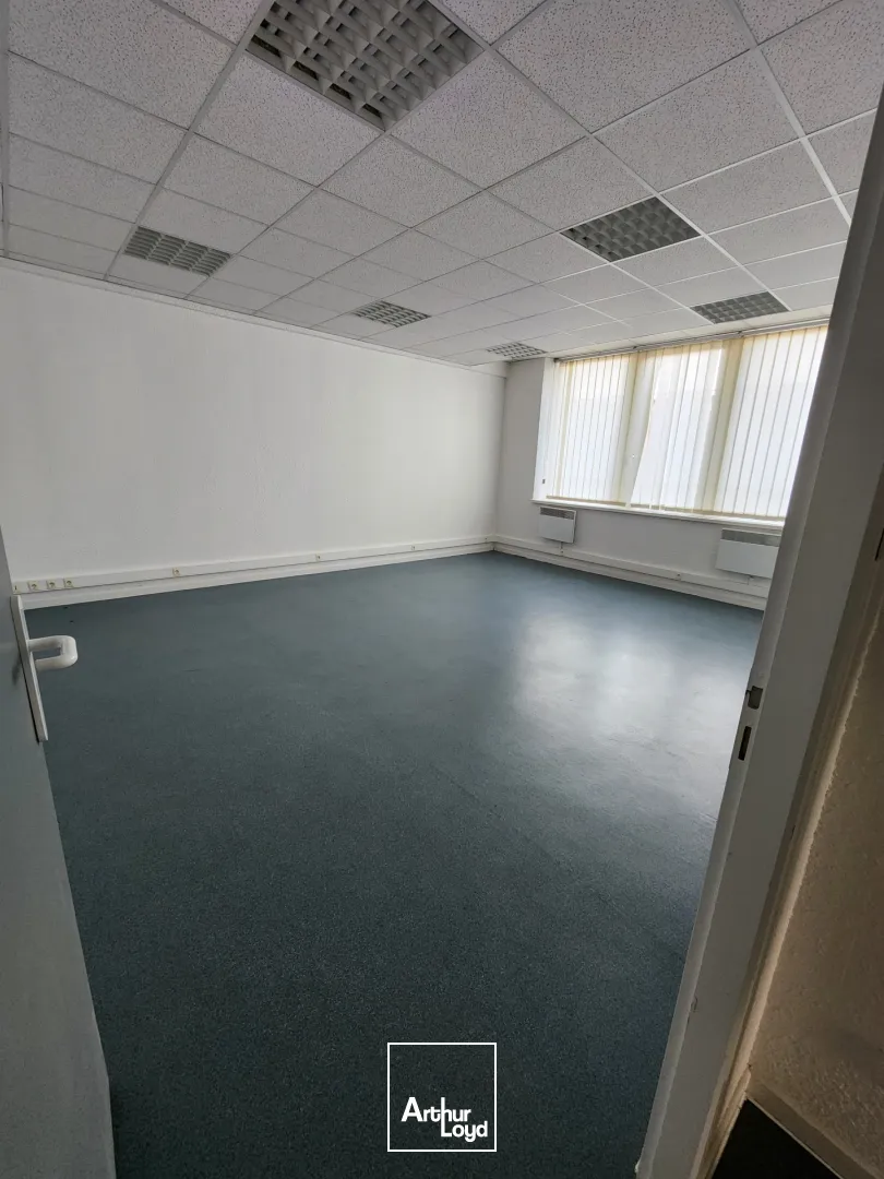 Location bureaux Belfort - 133,35 m2 - Proche gare et centre commercial
