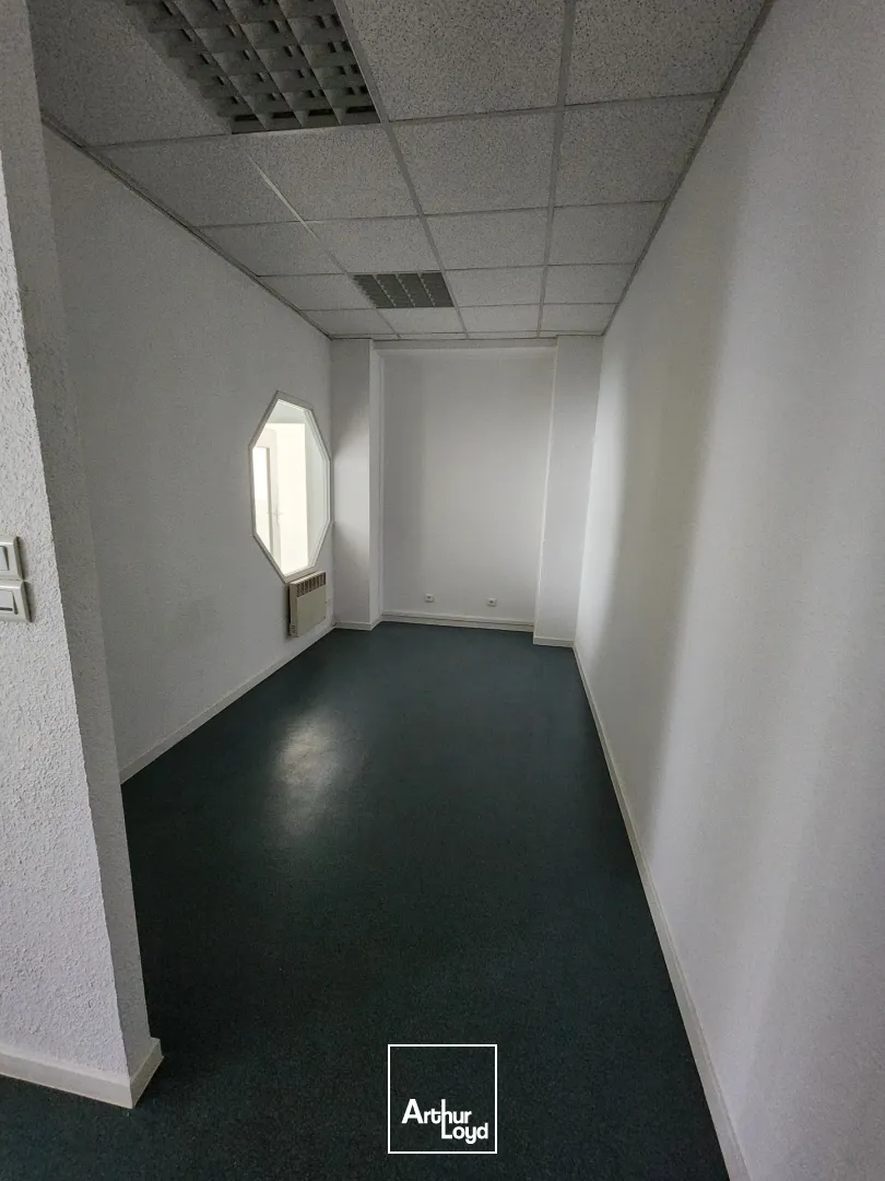 Location bureaux Belfort - 133,35 m2 - Proche gare et centre commercial