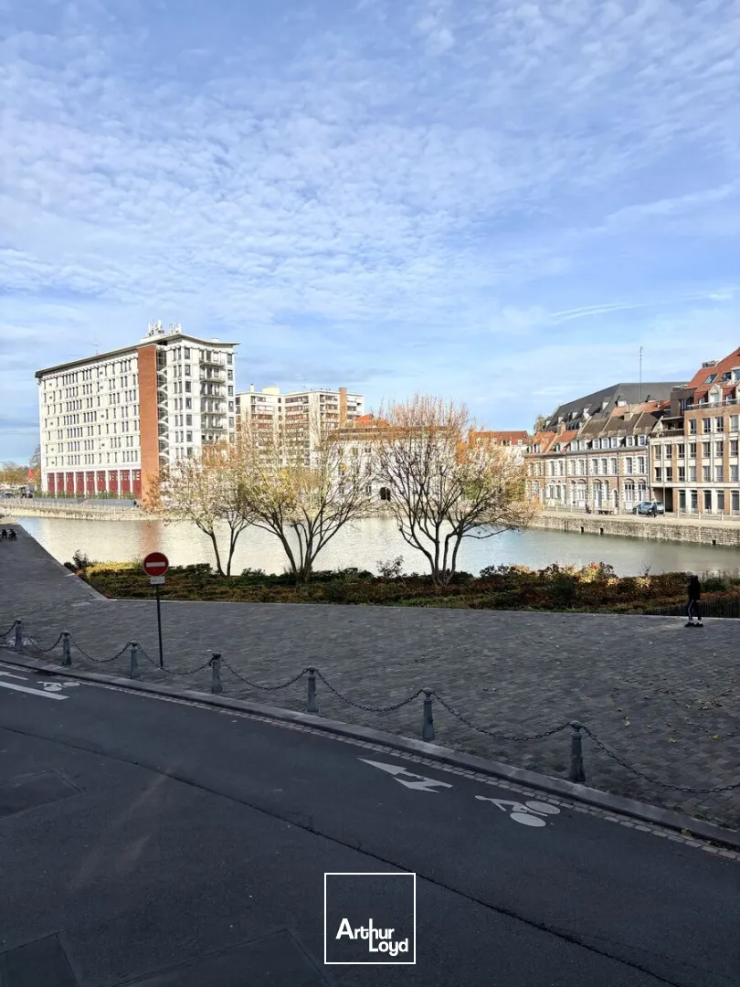 Bureaux à louer Lille Centre - Vue Quai de Wault - Plateaux de 200 à 300 m² haut standing et modulables