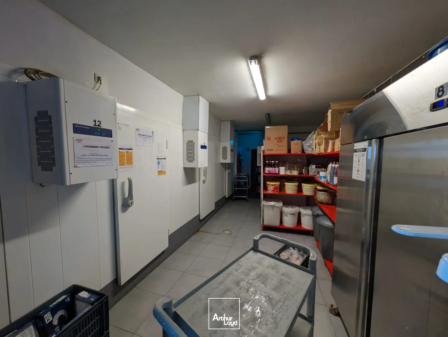 CESSION DROIT AU BAIL - BÂTIMENT INDÉPENDANT 1&nbsp;204 M² - EXTRACTION / PARKING SOUS-SOL / ERP - PONTOISE (95)