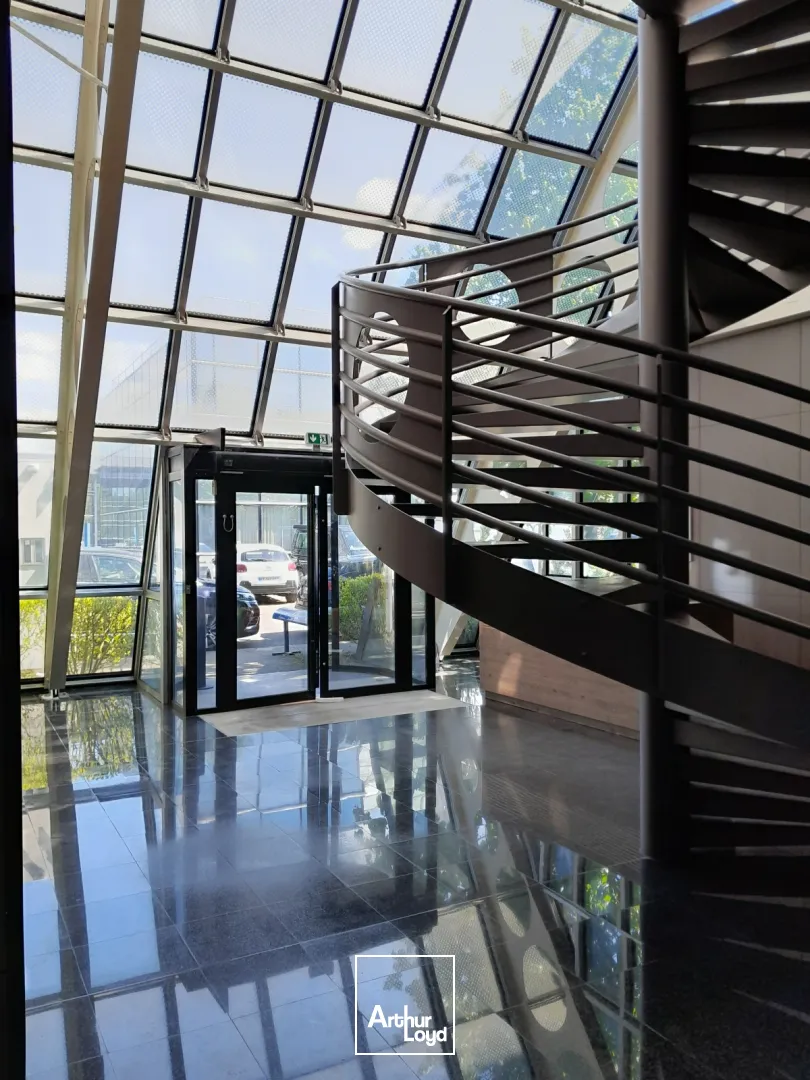 Bâtiment de Bureaux Modulable à partir de 156 m² à Louer - Paris Nord 2 / Roissy CDG 