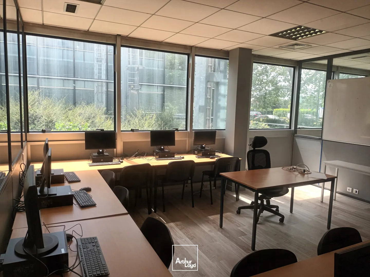 Bâtiment de Bureaux Modulable à partir de 156 m² à Louer - Paris Nord 2 / Roissy CDG 