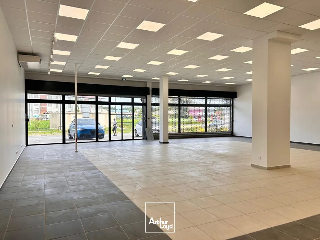 A LOUER CITY MARKET Local commercial 200 m2