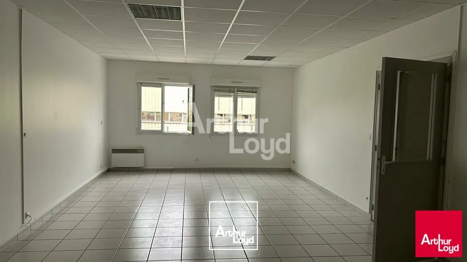 VENDÔME - LOCATION LOCAL D'ACTIVITÉ DE 488 M² - ZONE INDUSTRIELLE