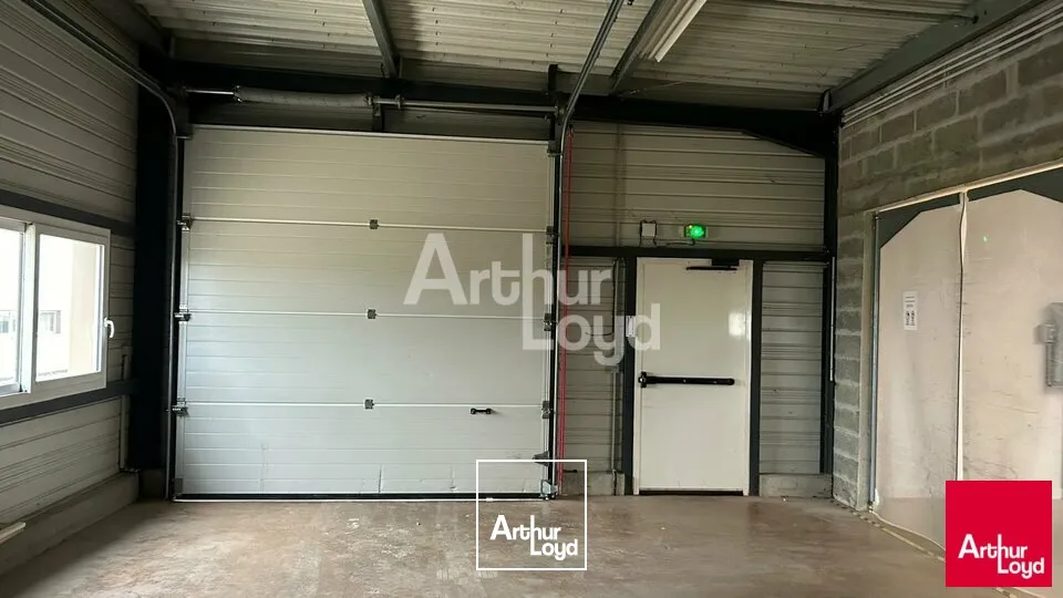 VENDÔME - LOCATION LOCAL D'ACTIVITÉ DE 488 M² - ZONE INDUSTRIELLE