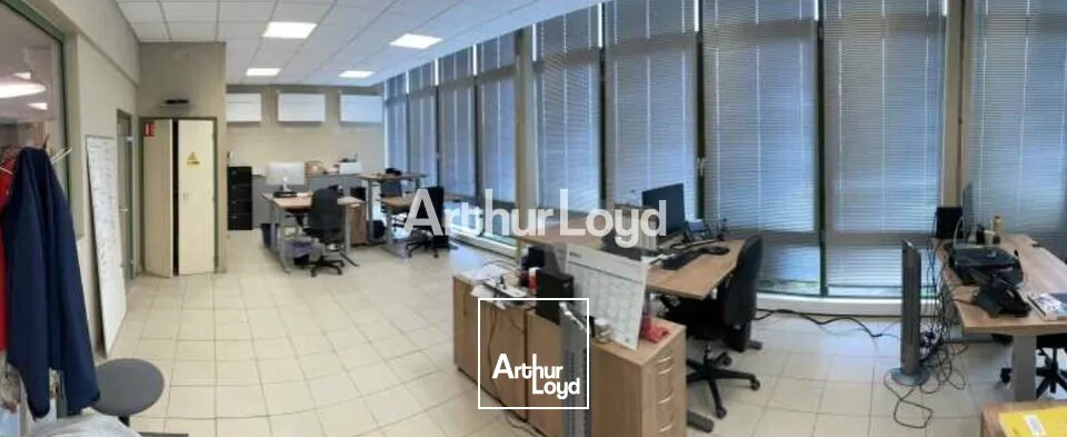 OPPORTUNITE RARE! Local d'activité sur la Zone d'Activité frontalière avec le Belgique - secteur Givet (08) 