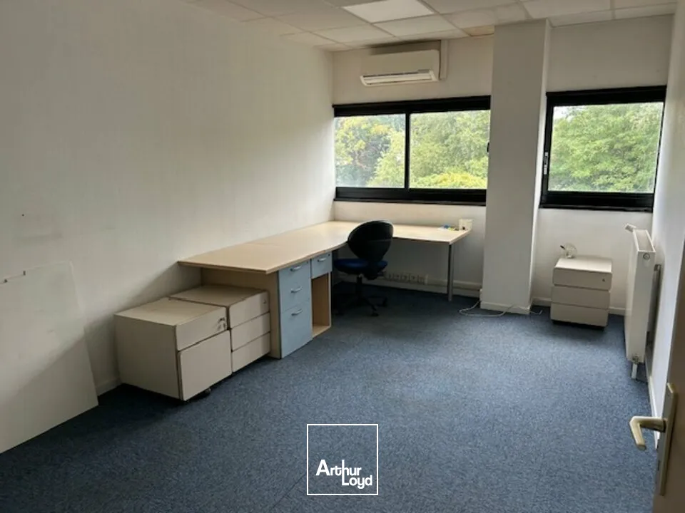 LOCAL D'ACTIVITE ET BUREAUX