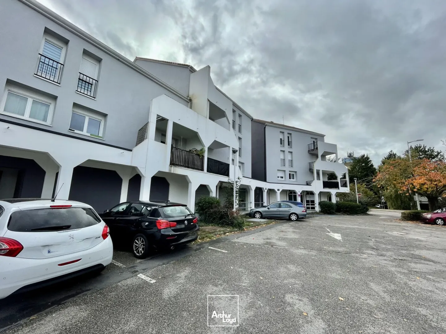 Locaux commerciaux à louer à PETIT COURONNE 76650