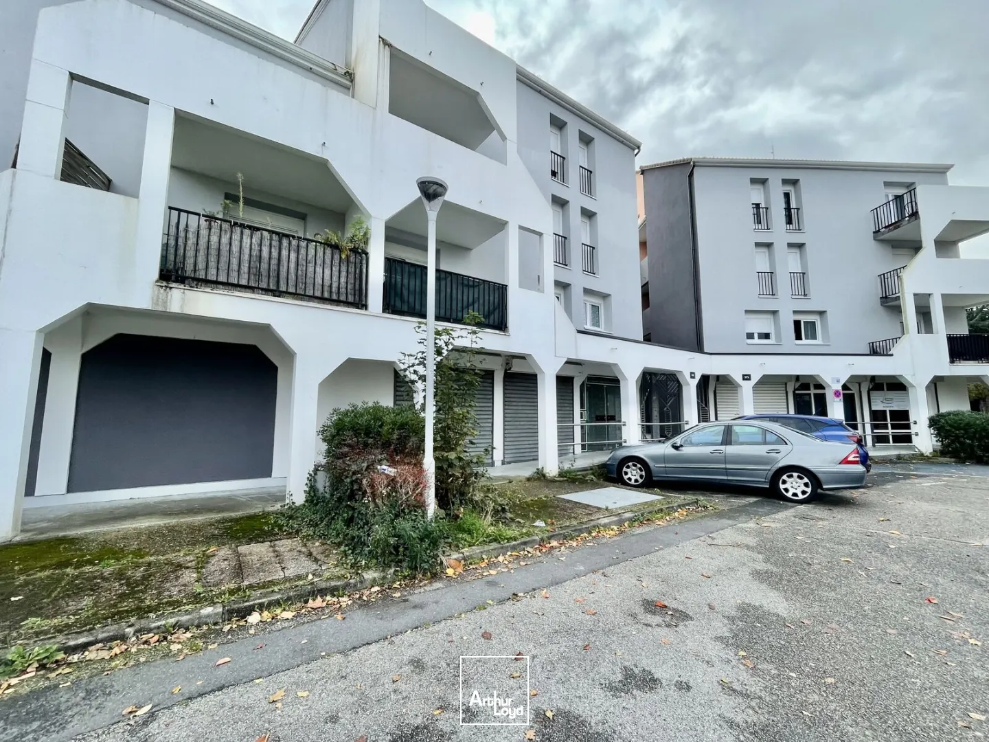 Locaux commerciaux à louer à PETIT COURONNE 76650