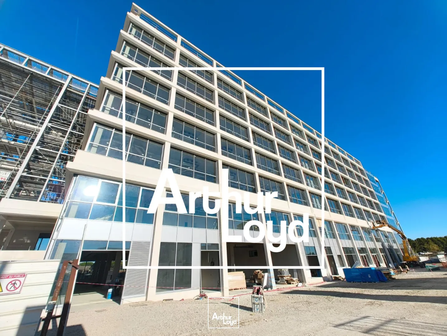 BUREAUX NEUFS AVEC SERVICES ET PARKINGS A LOUER - MONTPELLIER CAMBACERES 
