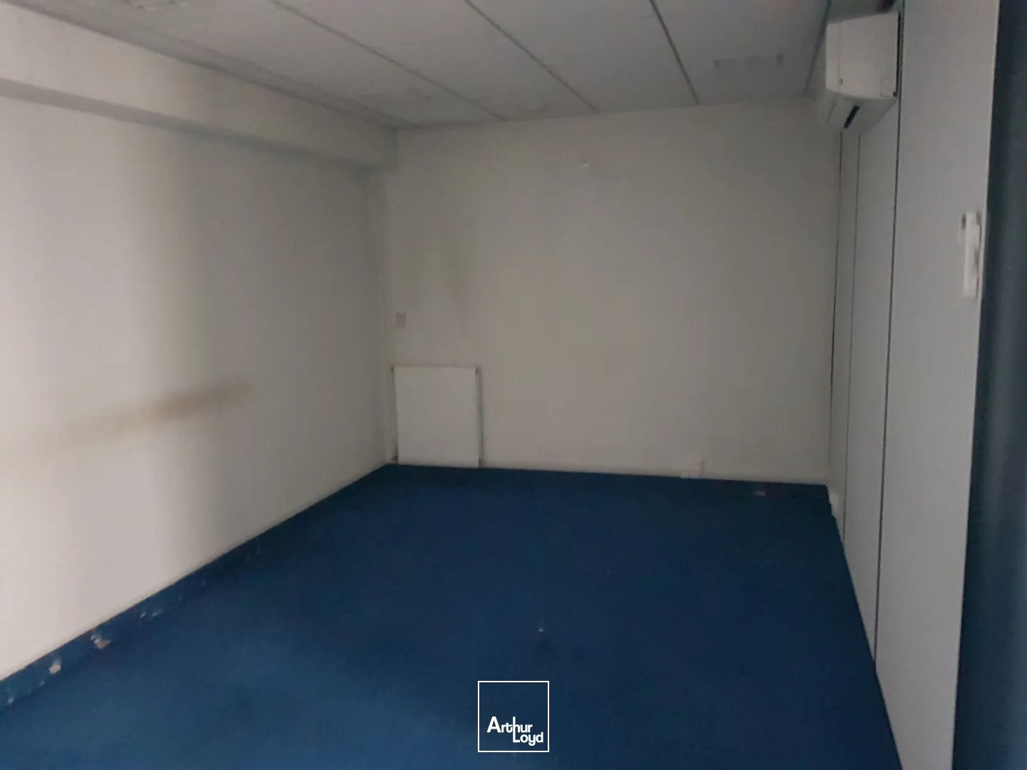 A VENDRE - Périphérie de LIMOGES - Bâtiment à usage de bureaux