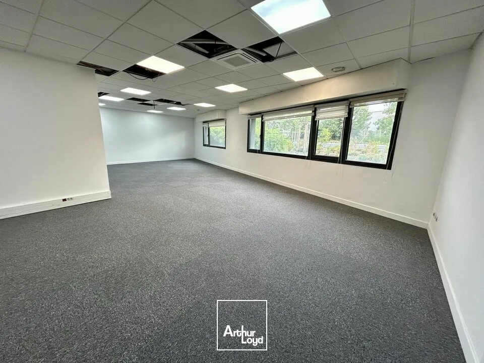 BUREAUX à LOUER de 112 m²