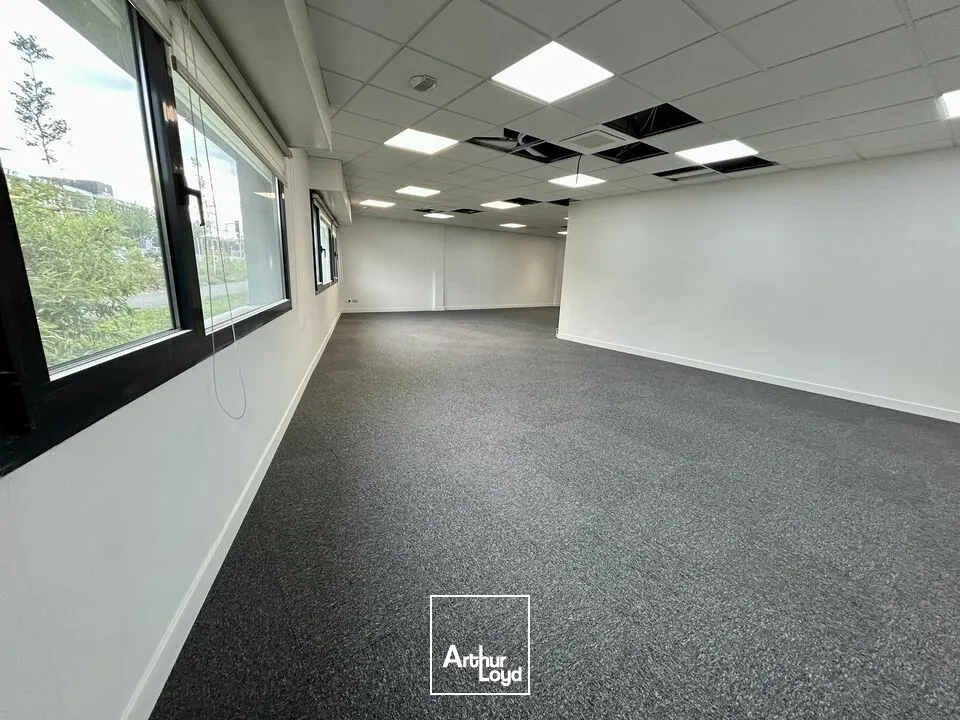 BUREAUX à LOUER de 112 m²