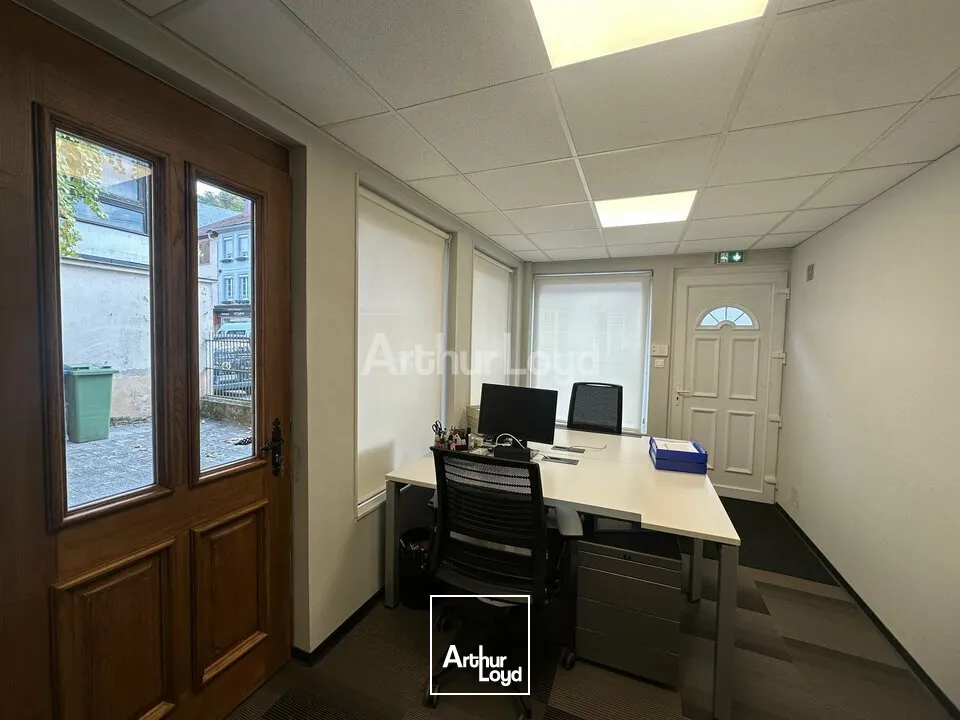 LOCAL D'ACTIVITE - ENTREPOT à VENDRE de 189 m²