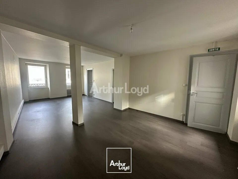 LOCAL D'ACTIVITE - ENTREPOT à VENDRE de 189 m²