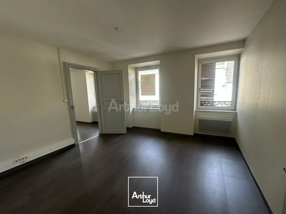 LOCAL D'ACTIVITE - ENTREPOT à VENDRE de 189 m²