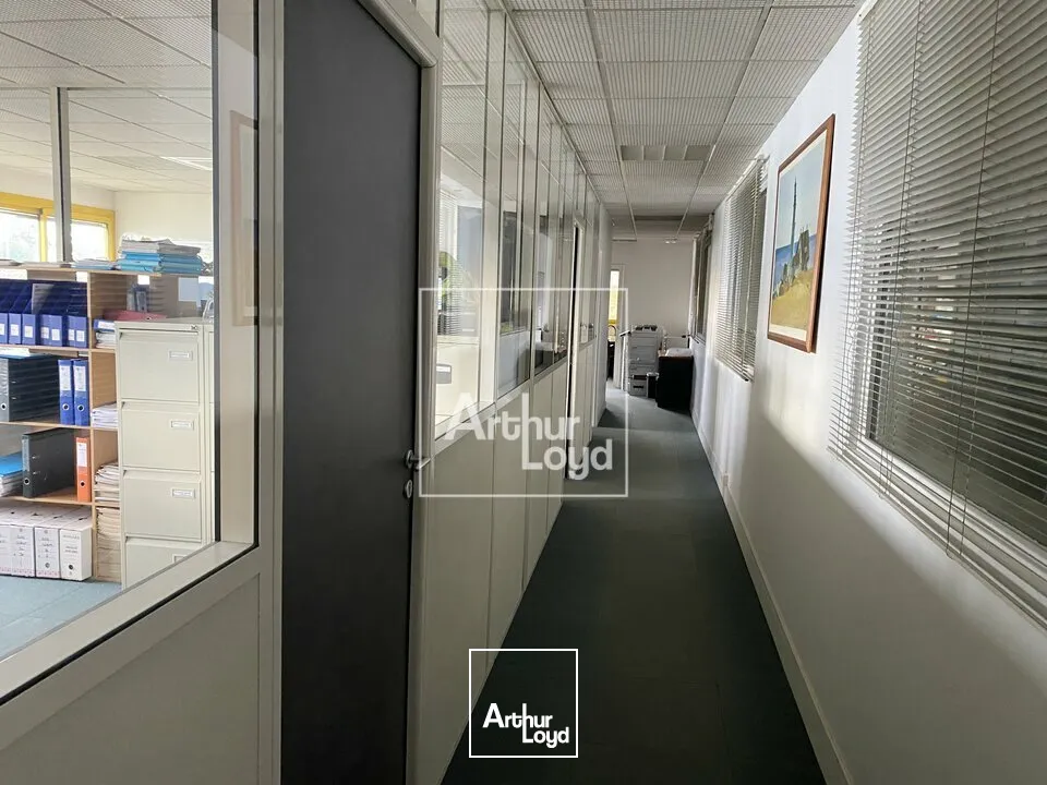 ETRECHY BATIMENT INDEPENDANT A LOUER