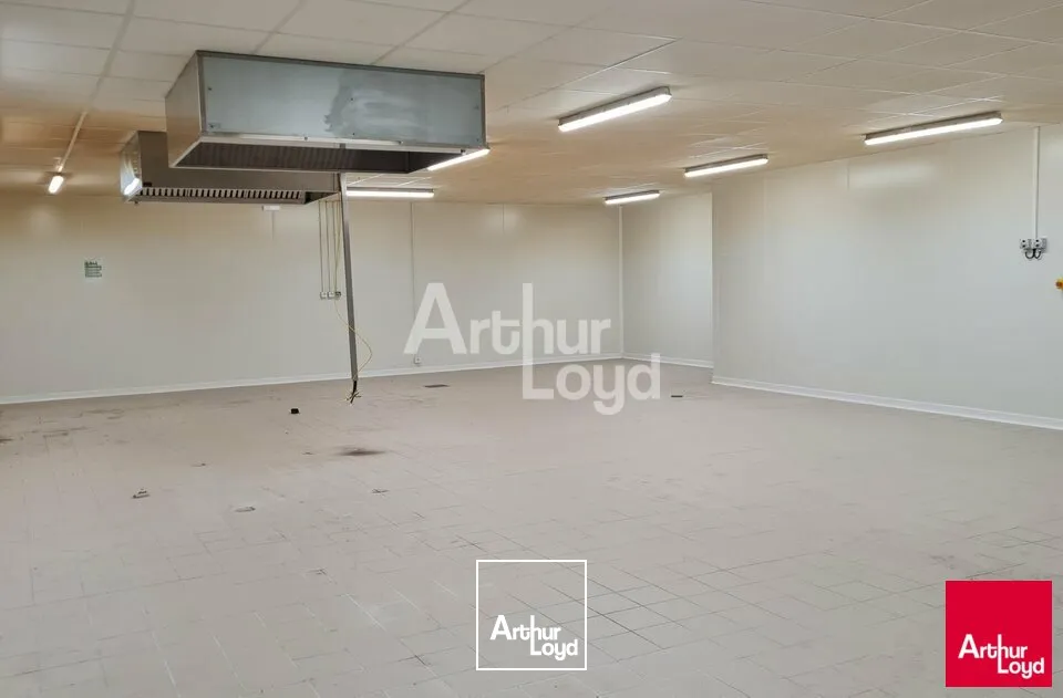 A LOUER - DEOLS - LOCAL D'ACTIVITE 940m² - Réf 2239