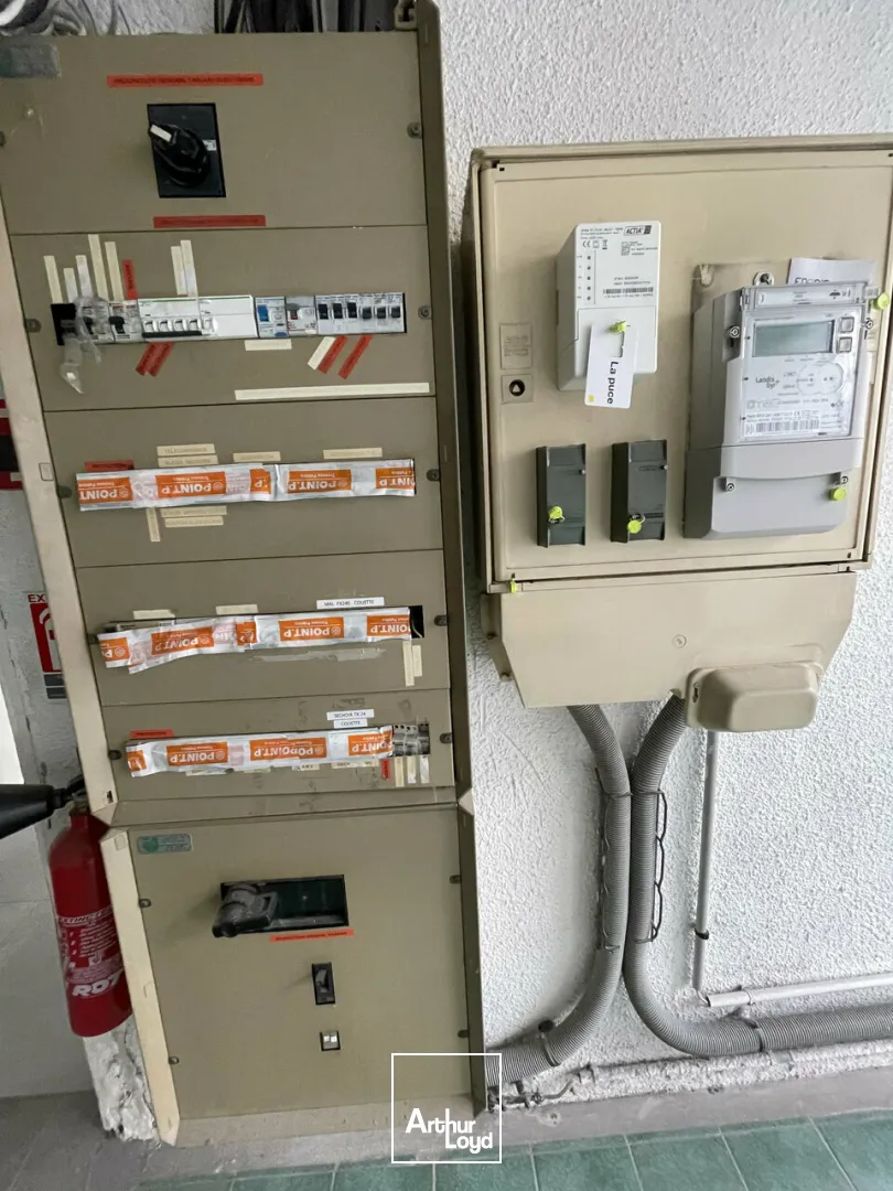 VOTRE FUTUR LOCAL COMMERCIAL EN ANGLE DE RUE - SECTEUR JEAN-JAURÈS - REIMS 