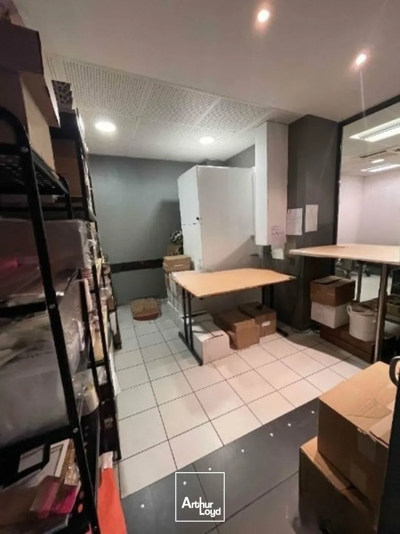 A CEDER - LOCAL COMMERCIAL D'ENVIRON 190M2 - EN HYPER-CENTRE DE REIMS 