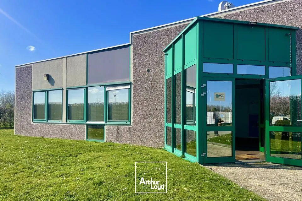 À LOUER - HARFLEUR - IMMEUBLE DE BUREAUX - 285 M2