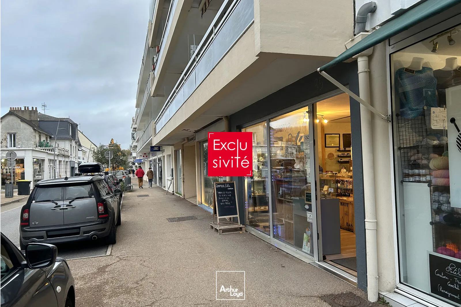 A VENDRE - LOCAL COMMERCIAL - 73 M2 - CENTRE-VILLE - PORNICHET