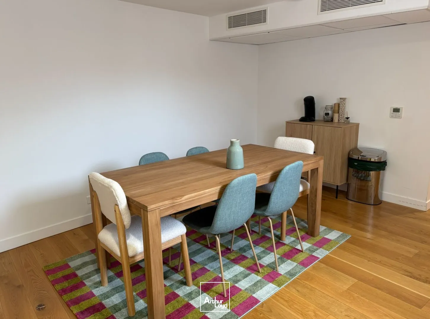 Bureaux a sous-louer à PARIS 75004