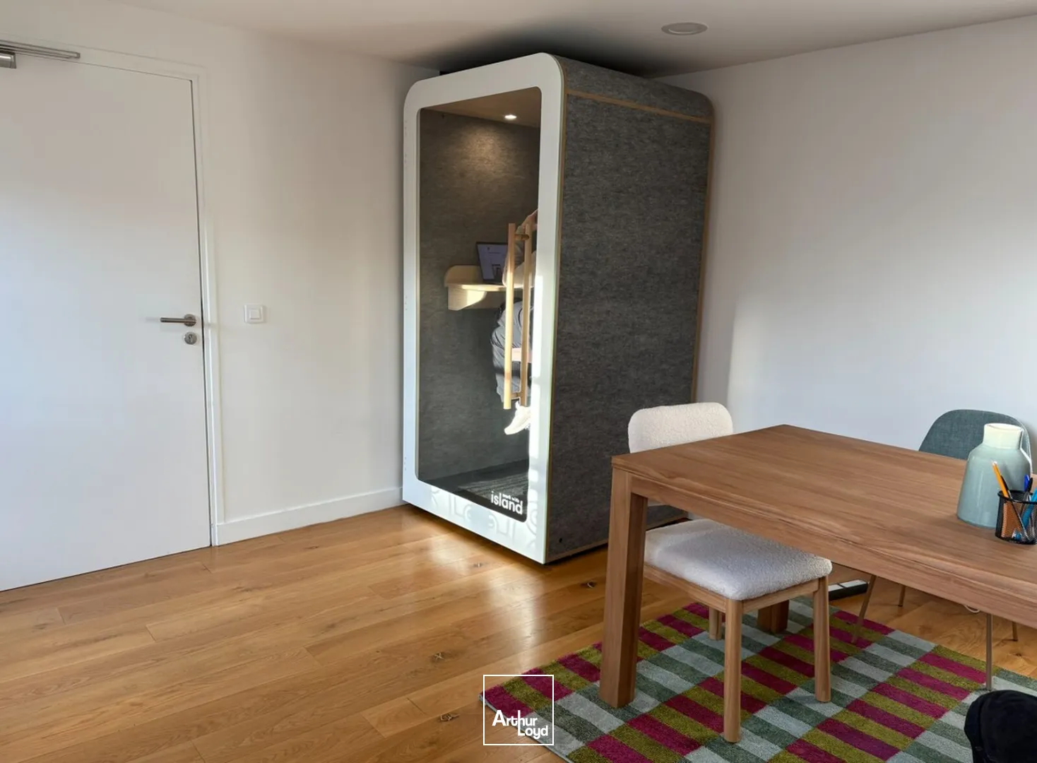 Bureaux a sous-louer à PARIS 75004