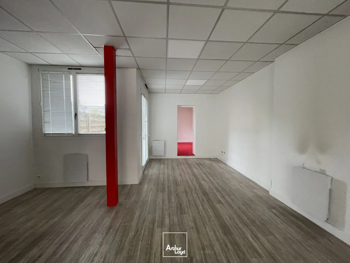 Locaux commerciaux à louer à EVREUX 27000