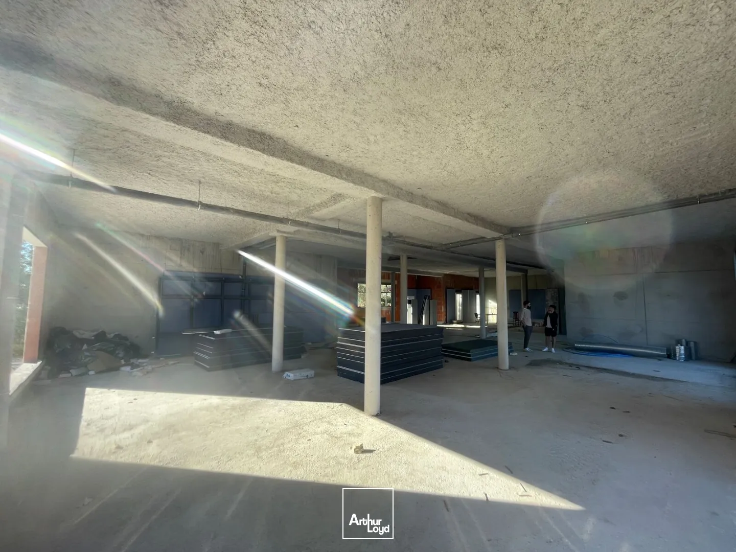 Rare sur le Coeur d'Hérault, Bureaux bruts à l'acquisition de 305 m2