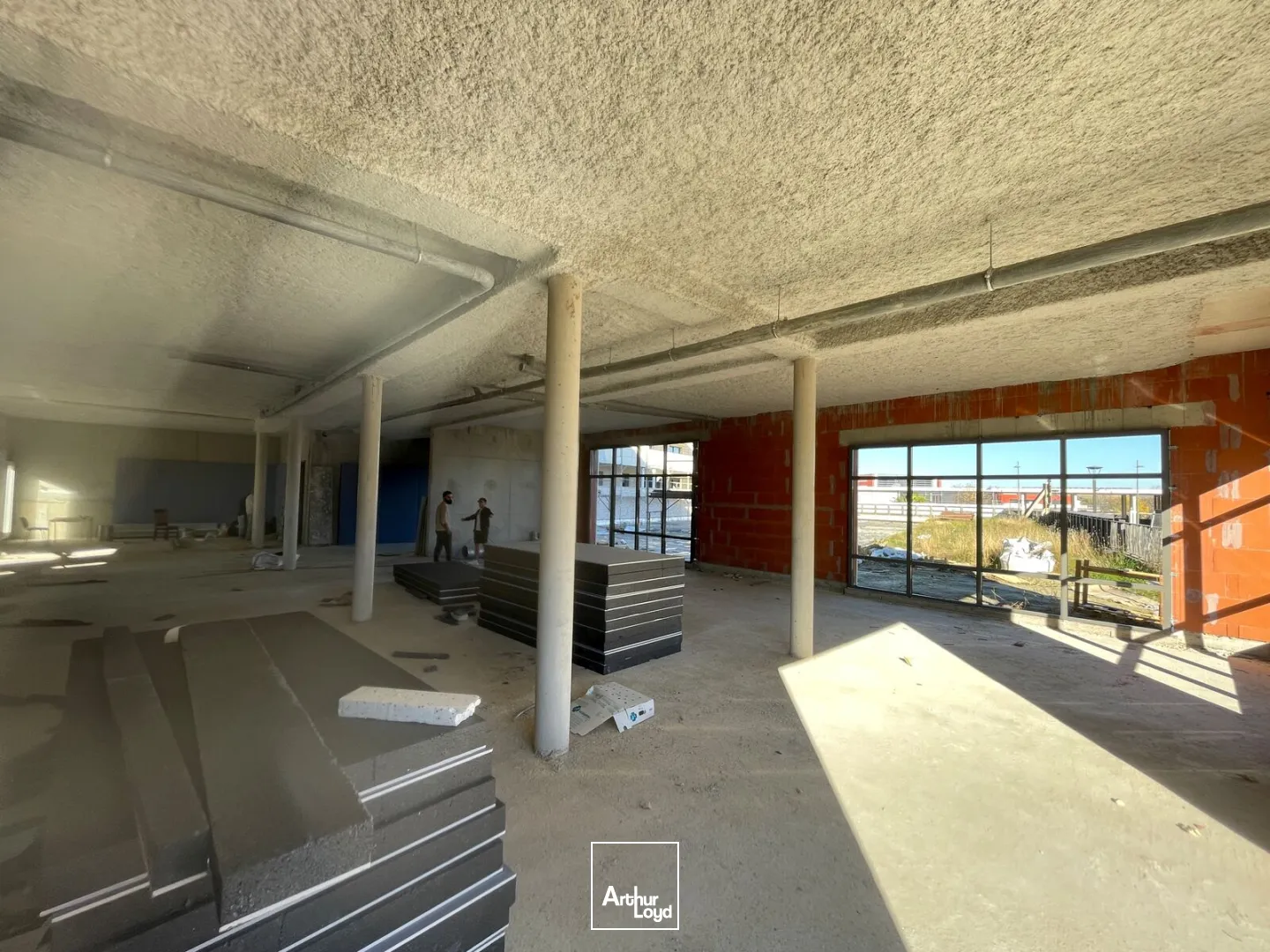 Rare sur le Coeur d'Hérault, Bureaux bruts à l'acquisition de 305 m2