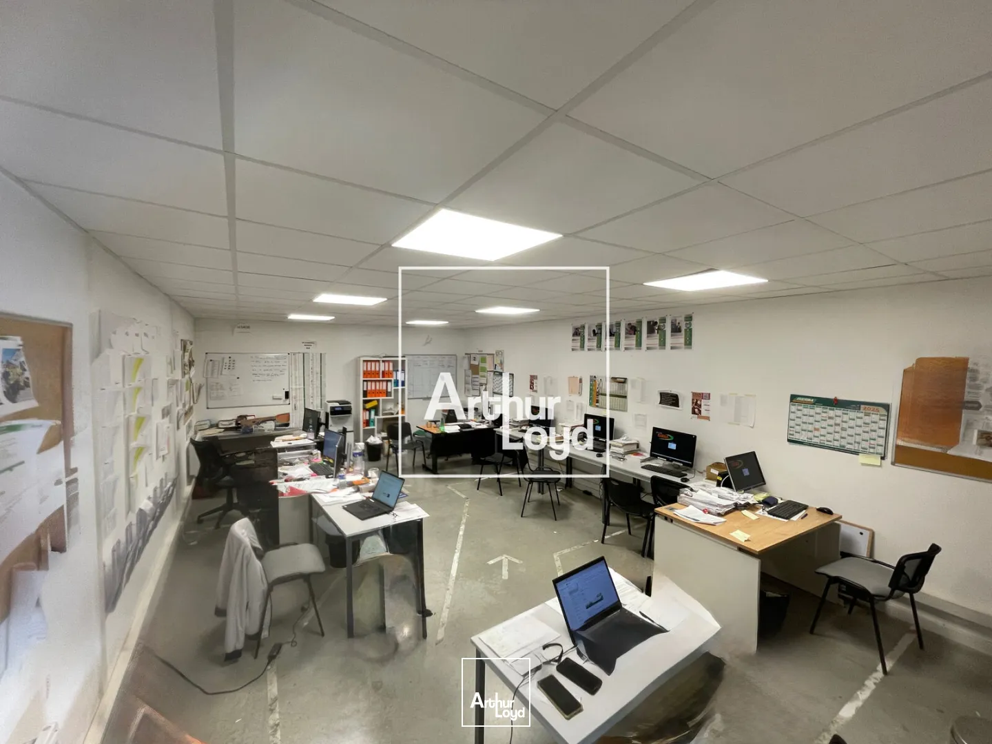 Local d'activité de 239 m² à louer - Vendres - Site professionnel dynamique, accès immédiat A9 et Ouest de Béziers