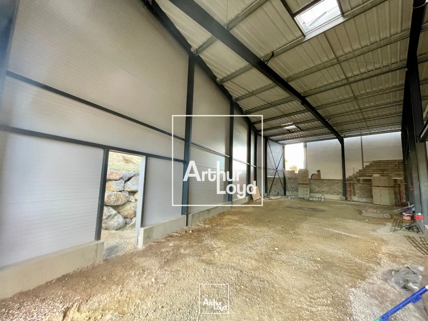 Locaux d'activité neufs à louer - Béziers Mercorent - Surfaces modulables 175 à 325 m² avec accès A75/A9