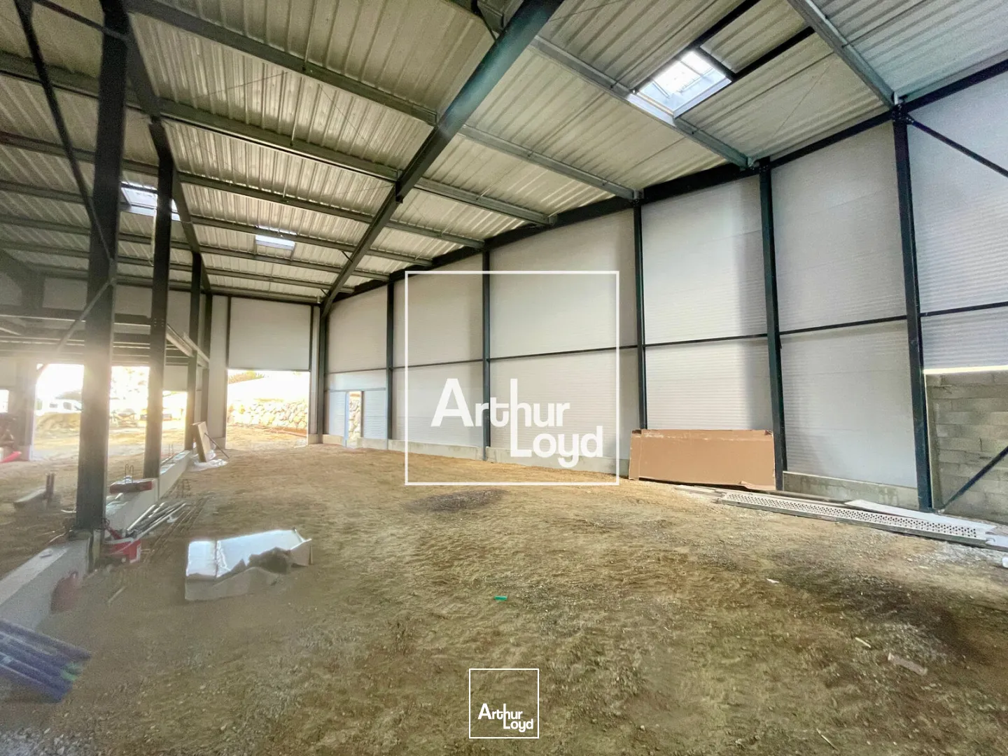 Locaux d'activité neufs à louer - Béziers Mercorent - Surfaces modulables 175 à 325 m² avec accès A75/A9