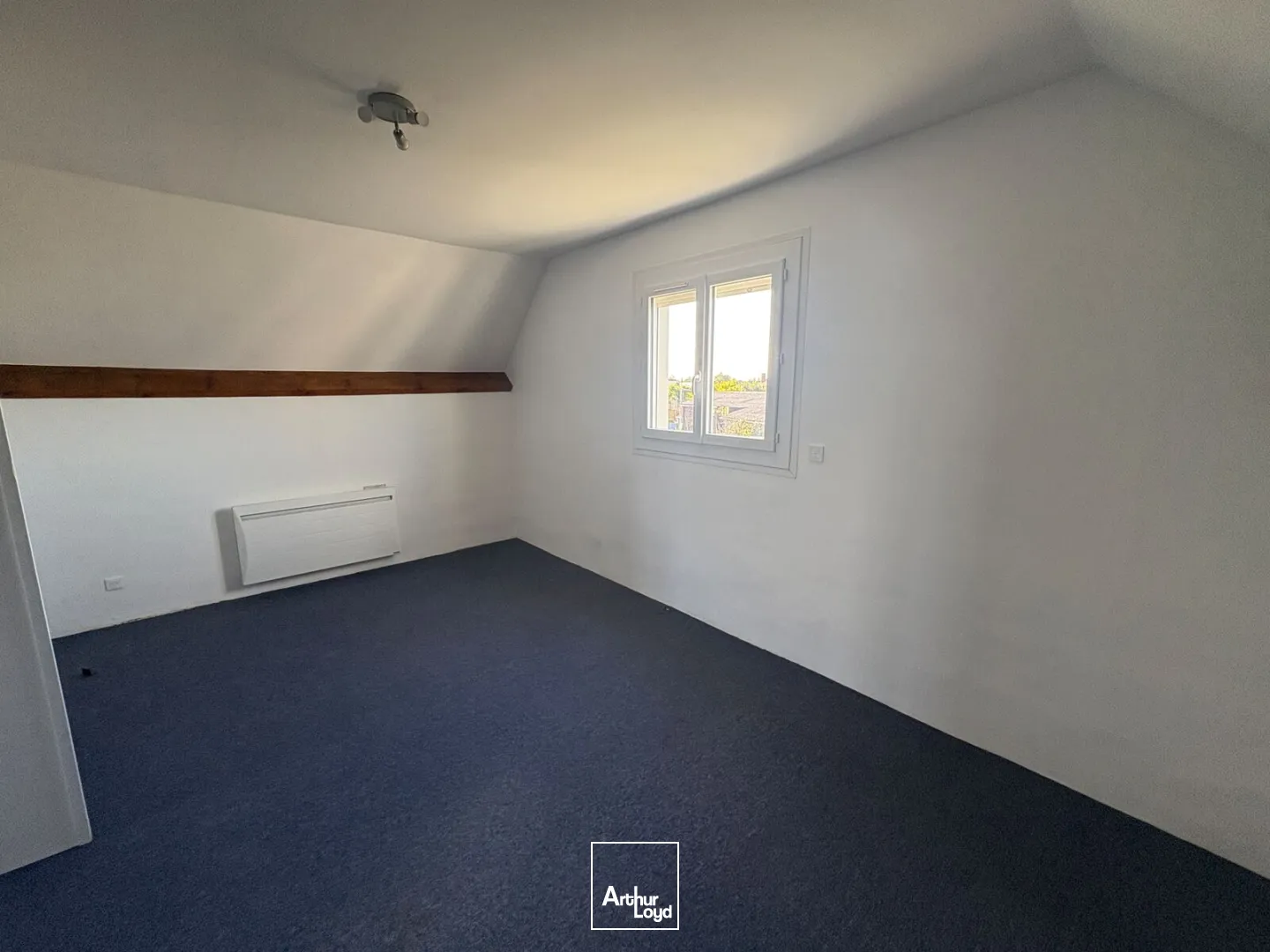 Bureaux commerciaux à louer Olivet visibilité RN20